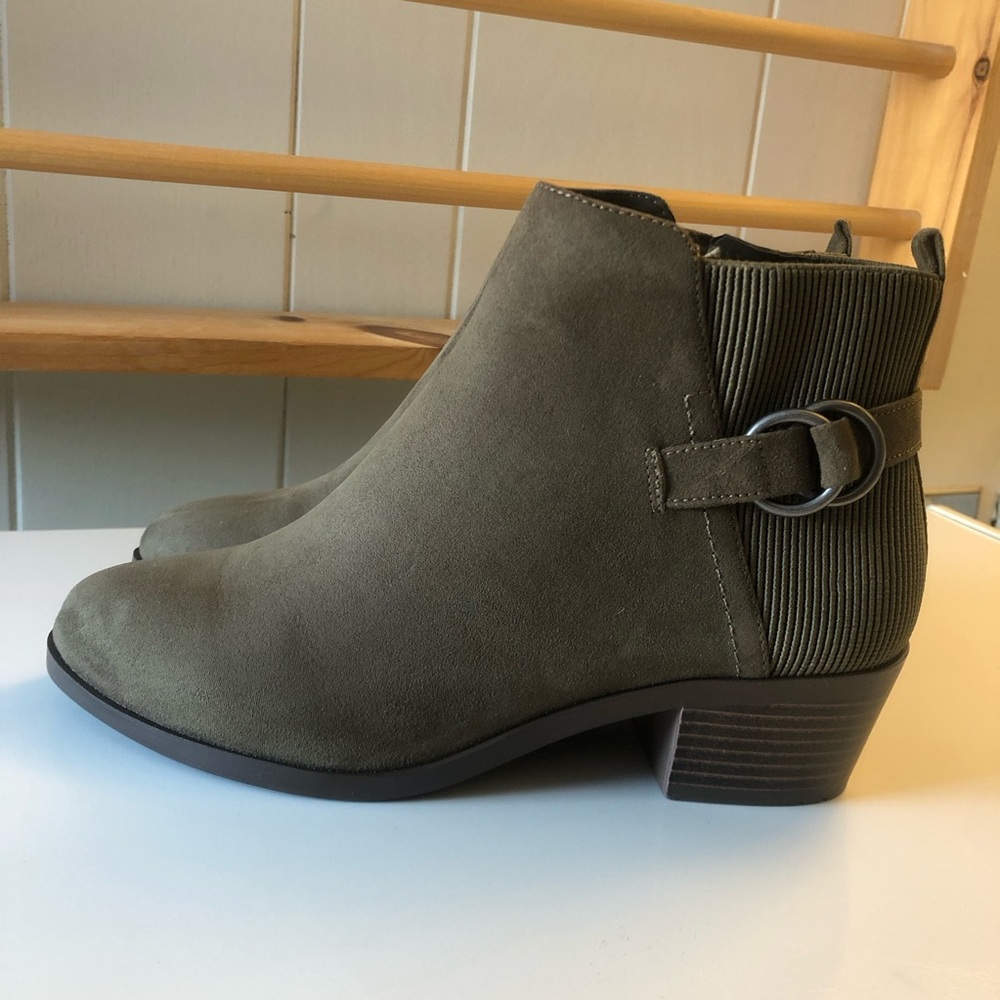 Market & Spruce Brown Ribbed Unisex Suede Block heel Women's Booties